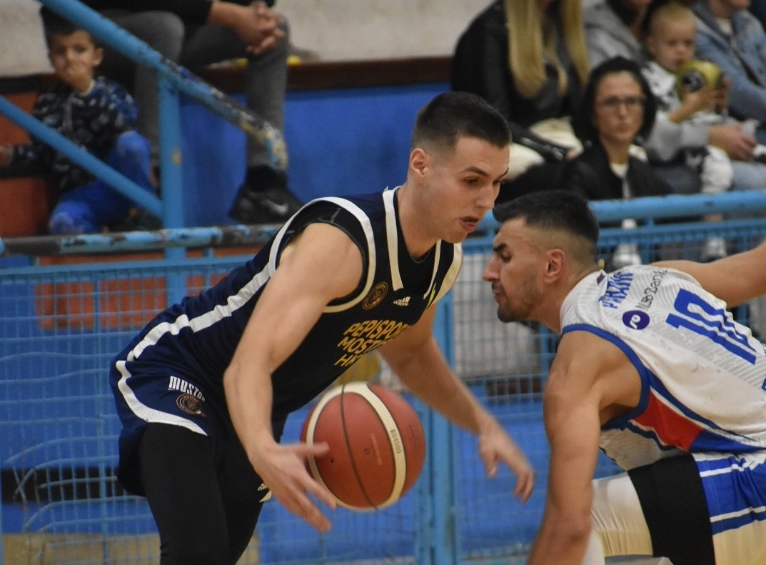 Mostarci svezali tri pobjede